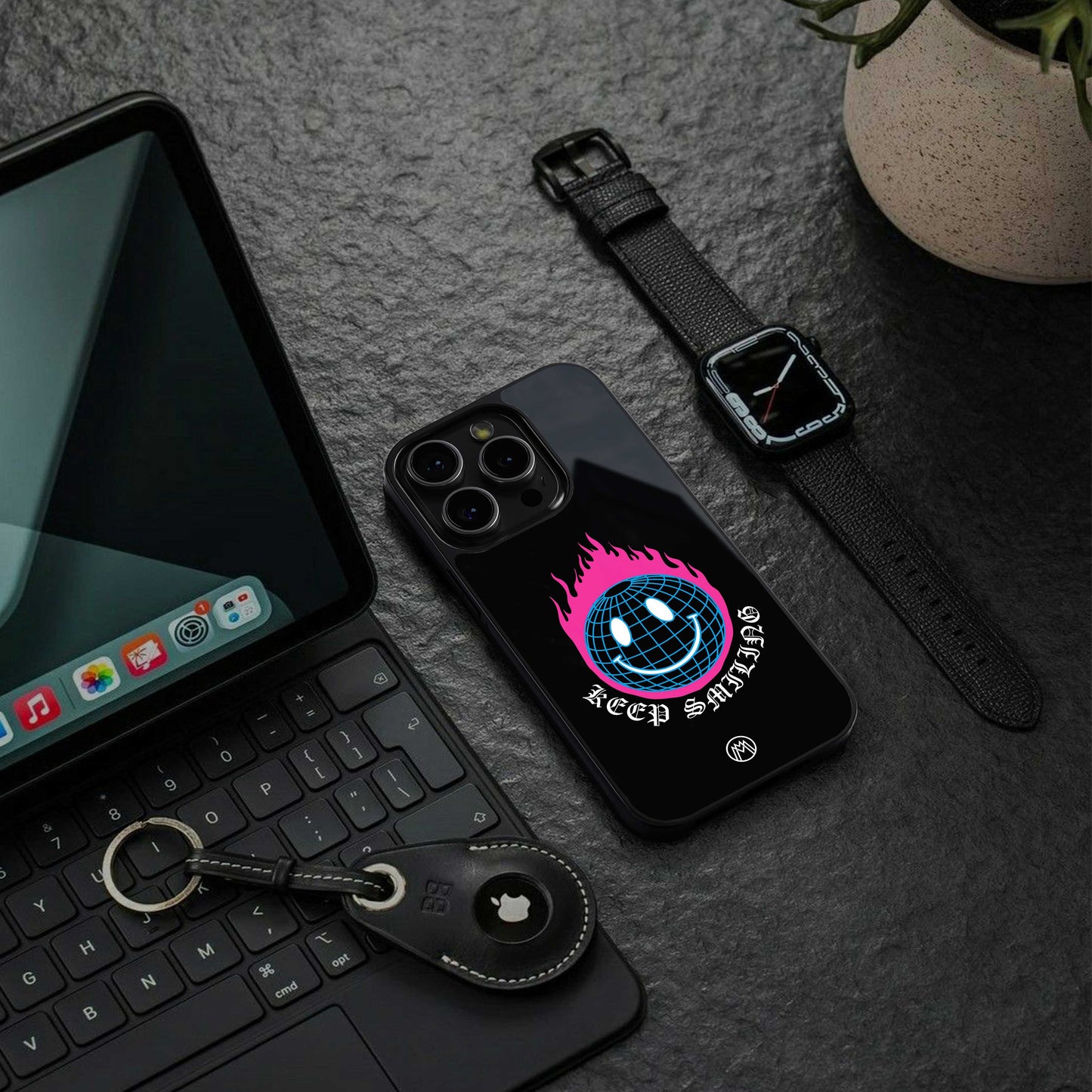 keep smiling back phone cover | glass case for Google Pixel 7