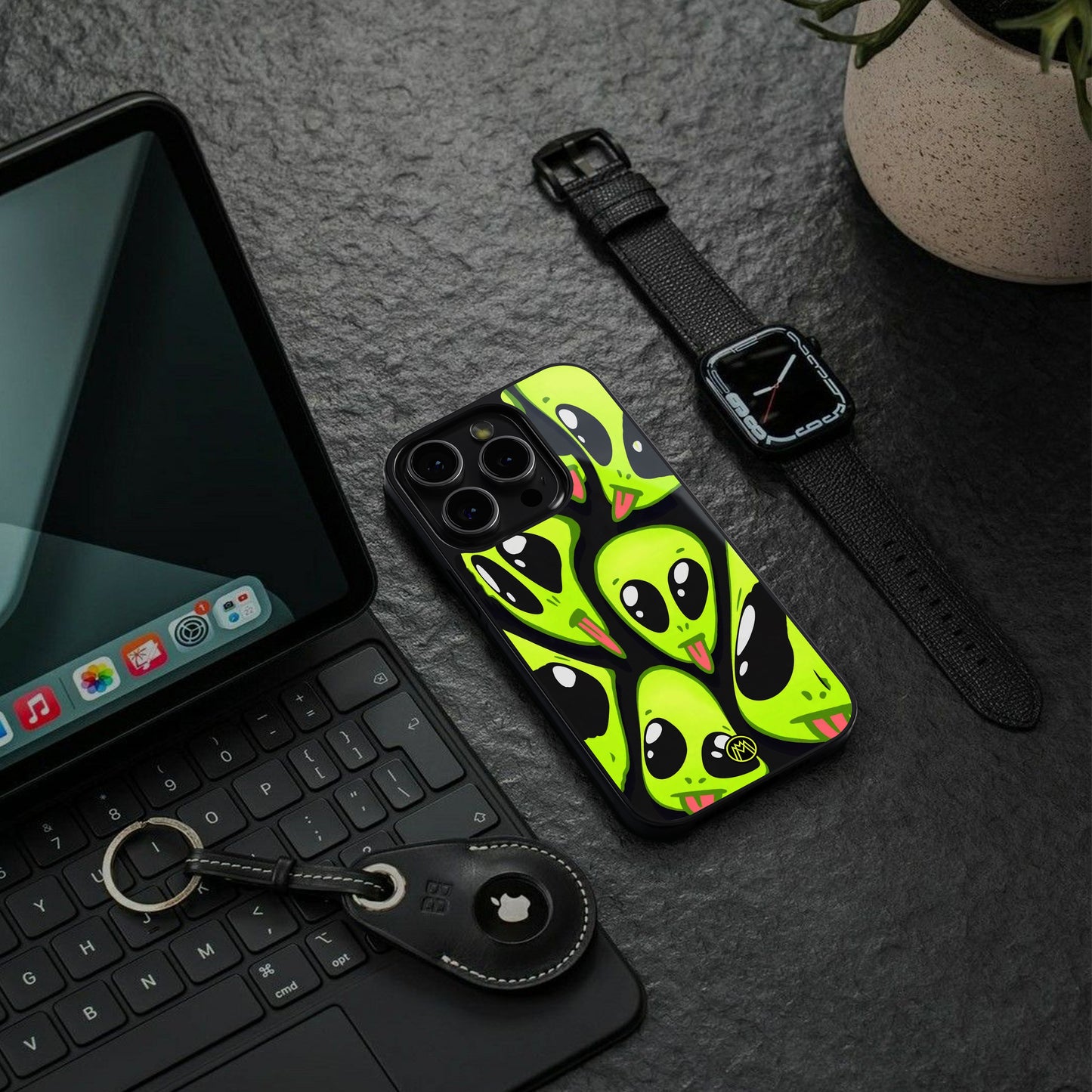 trippy aliens back phone cover | glass case for iphone 15 plus