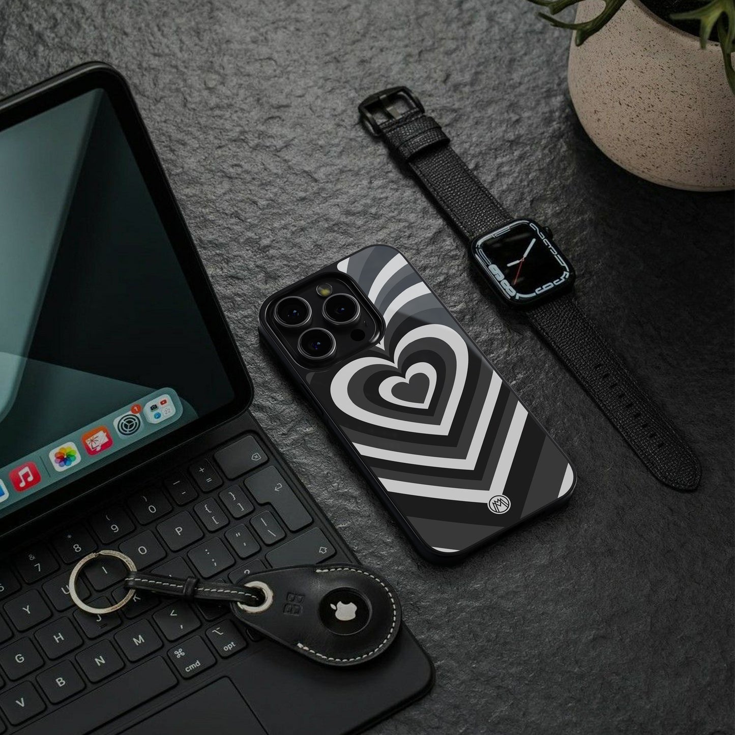 y2k retro black hearts back phone cover | glass case for iphone 16