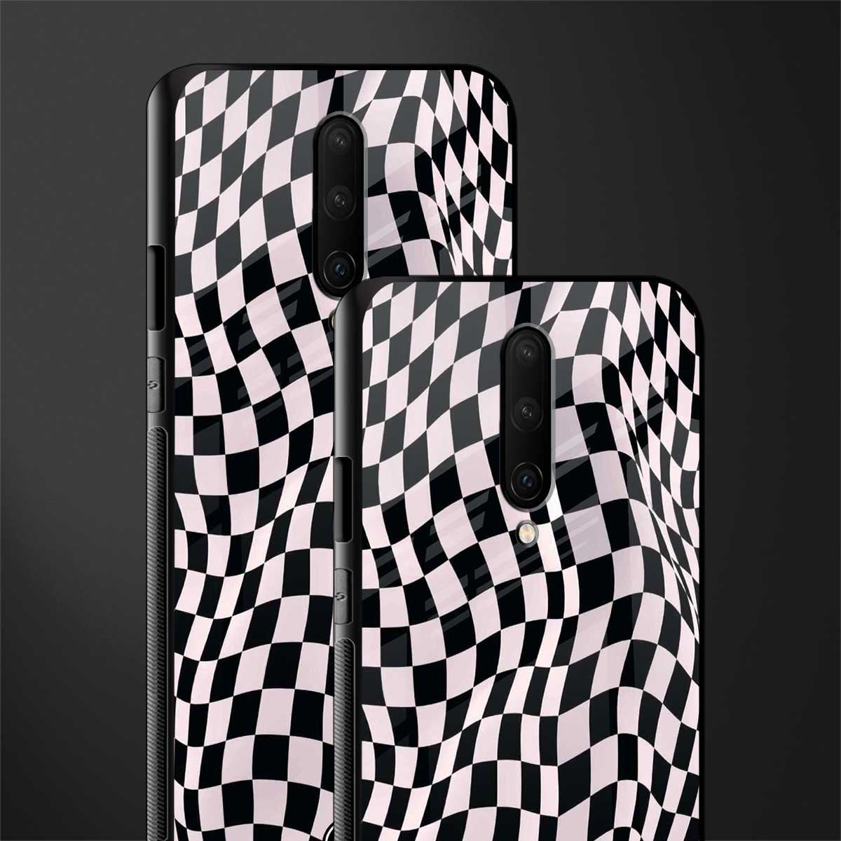 trippy b&w check pattern glass case for oneplus 7 pro image-2
