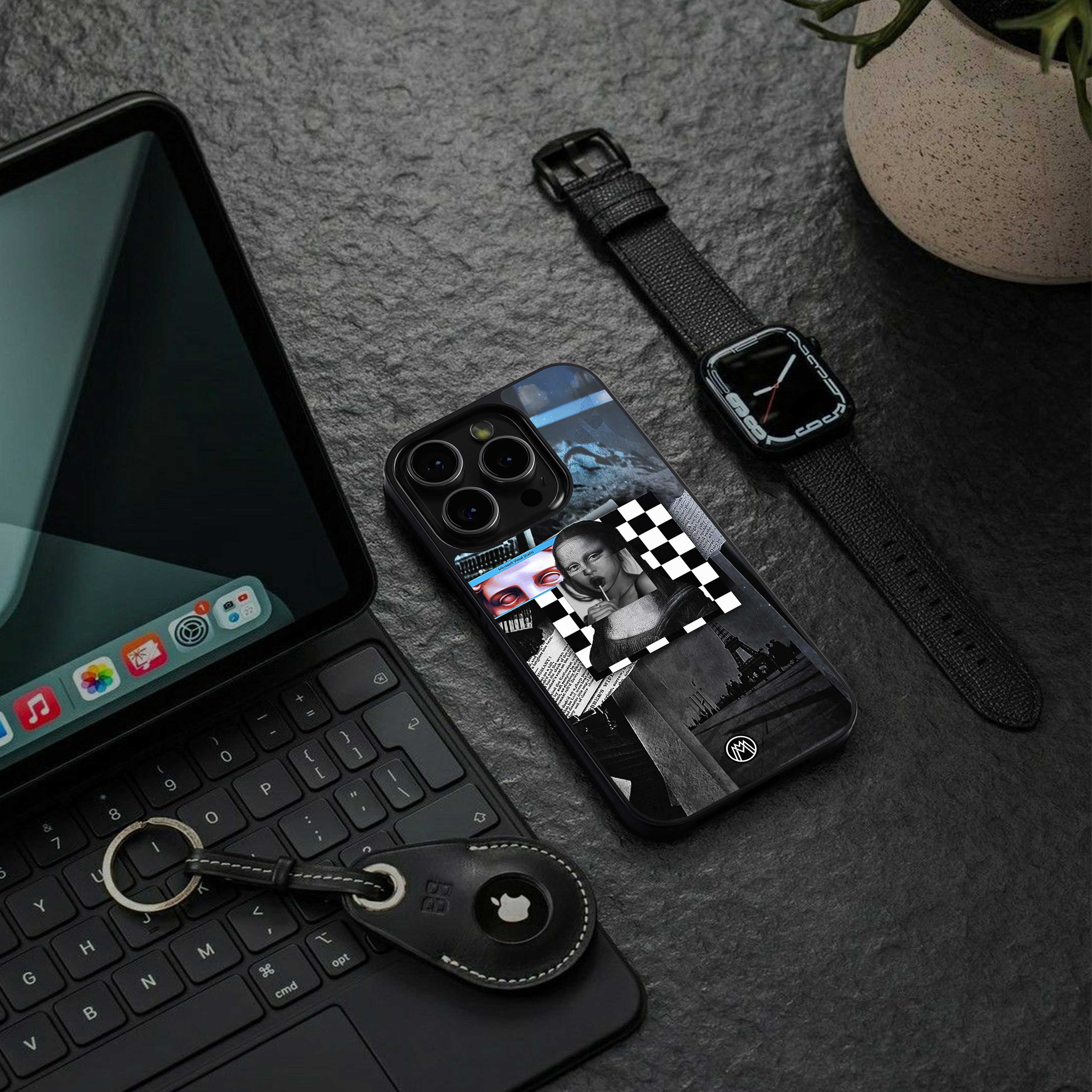 Aesthetic Mona Lisa Art Phone Cover | Glass Case