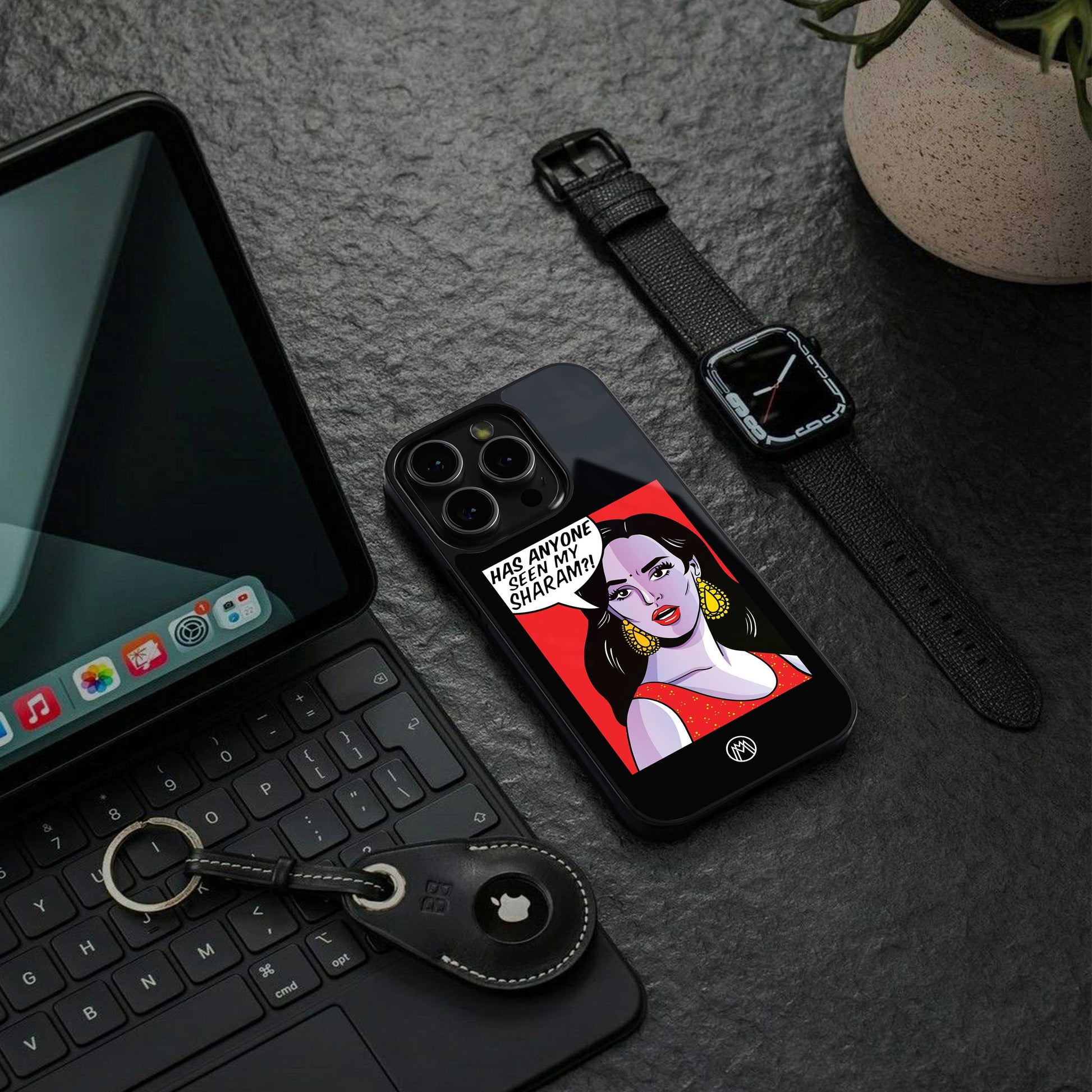 has anyone seen my sharam back phone cover | glass case for iphone 13 pro max