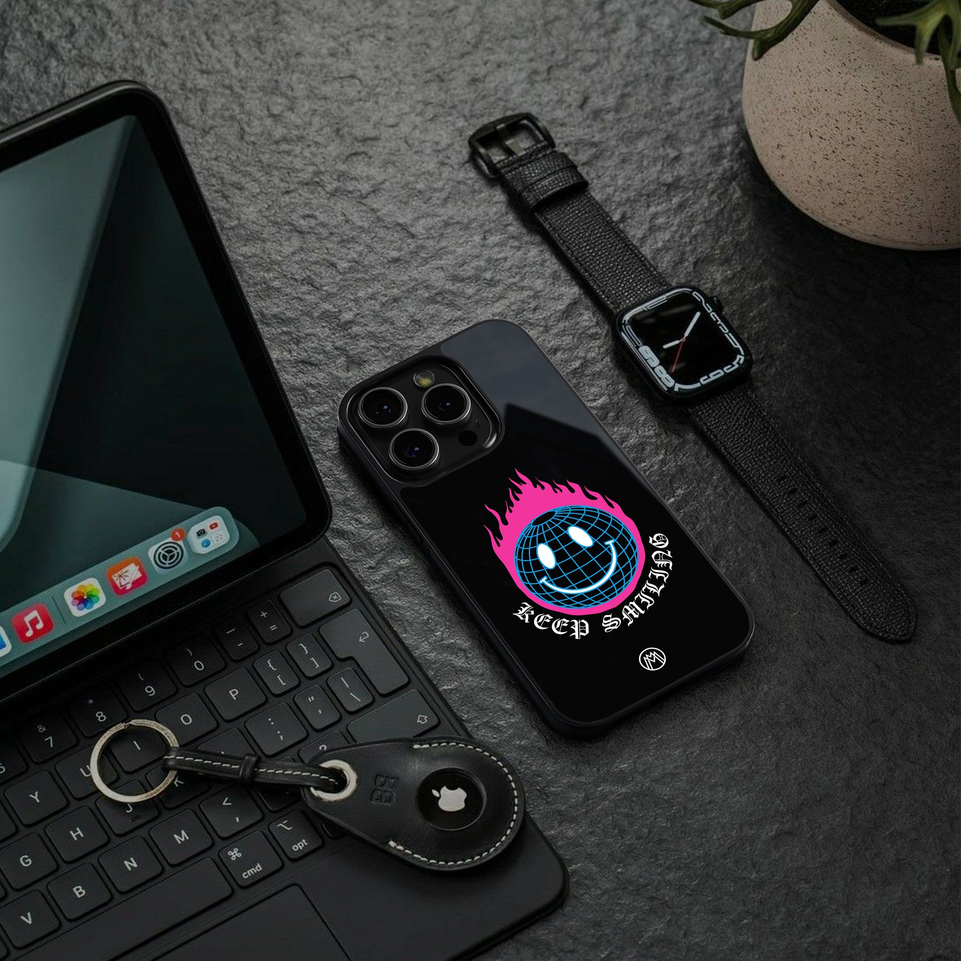 keep smiling back phone cover | glass case for iphone 16