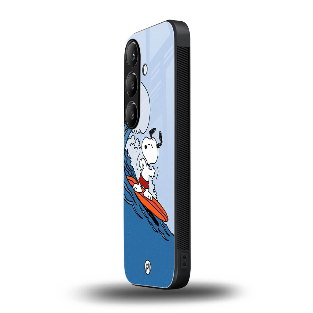 snoopy surfing back phone cover | glass case for samsung galaxy s25