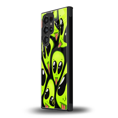trippy aliens back phone cover | glass case for samsung galaxy s24 ultra