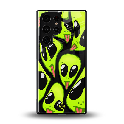 trippy aliens back phone cover | glass case for samsung galaxy s25 ultra