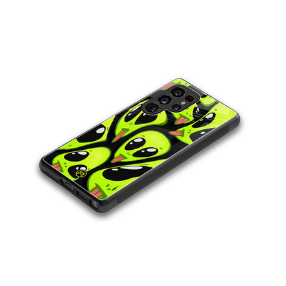 trippy aliens back phone cover | glass case for samsung galaxy s25 ultra