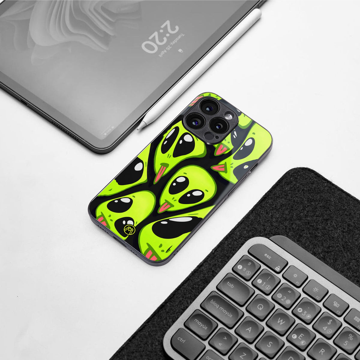 trippy aliens back phone cover | glass case for iphone 16 pro