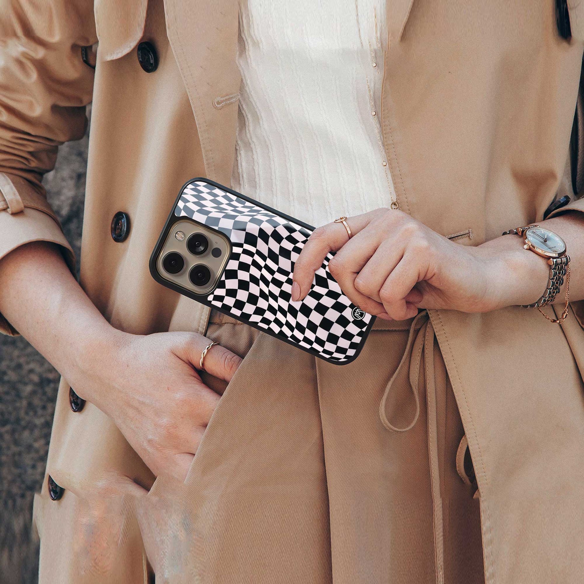 trippy b&w check pattern back phone cover | glass case for samsung galaxy s23