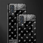 paisley black glass case for oneplus nord 2 5g image-2