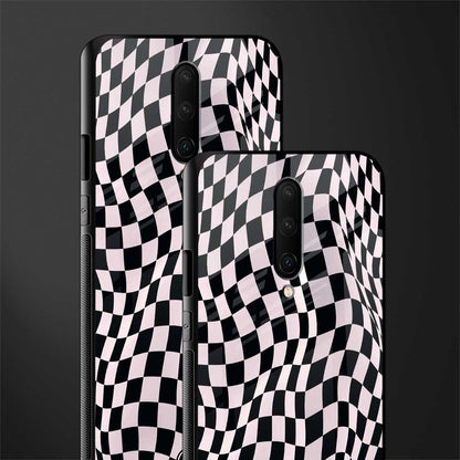 trippy b&w check pattern glass case for oneplus 7 pro image-2