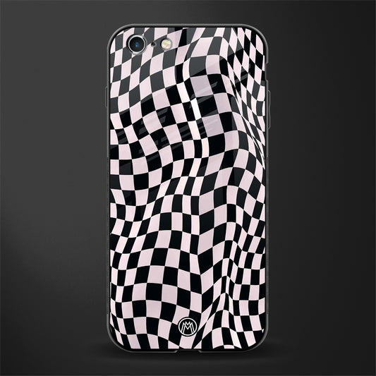 trippy b&w check pattern glass case for iphone 6 image
