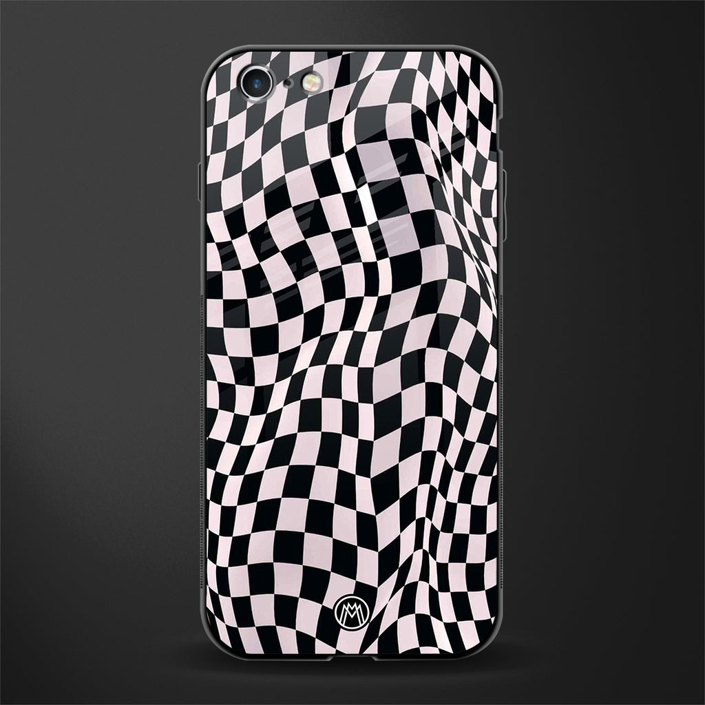 trippy b&w check pattern glass case for iphone 6s image